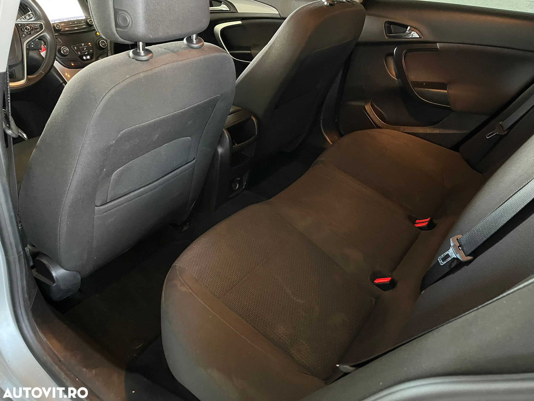 Opel Insignia 2.0 CDTI ECOTEC - 12