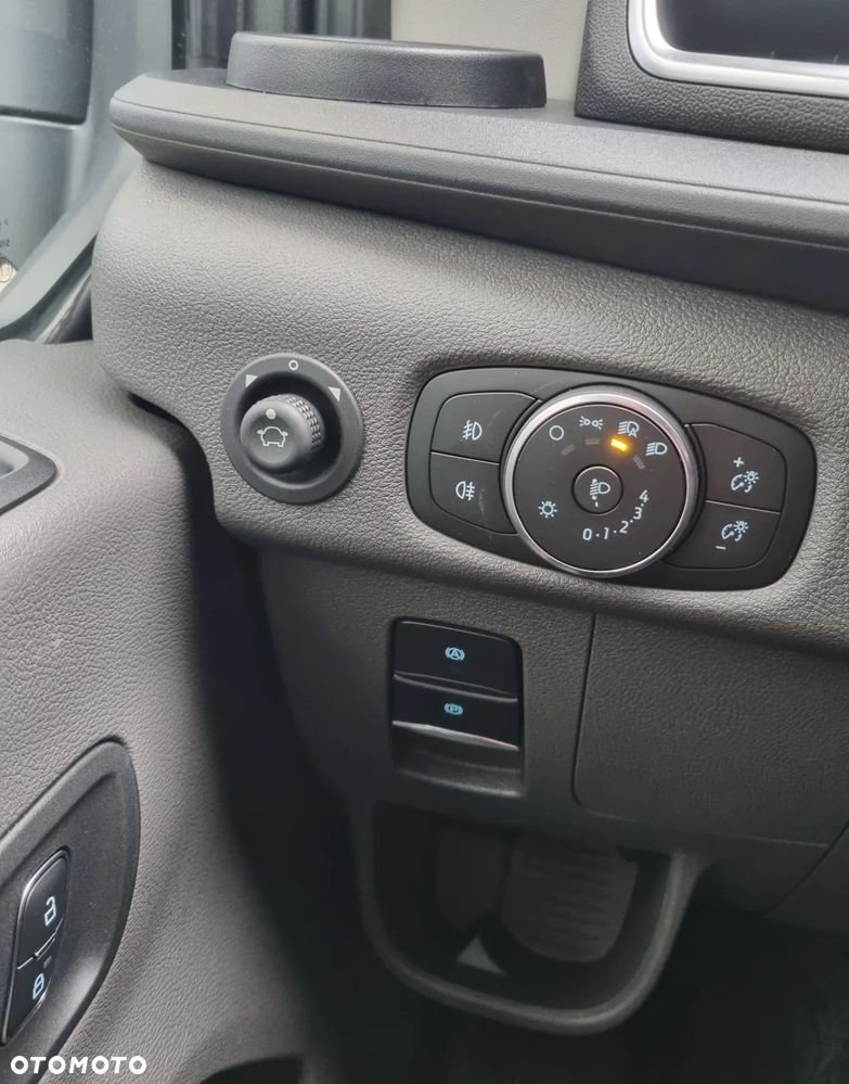 Ford Transit - 15