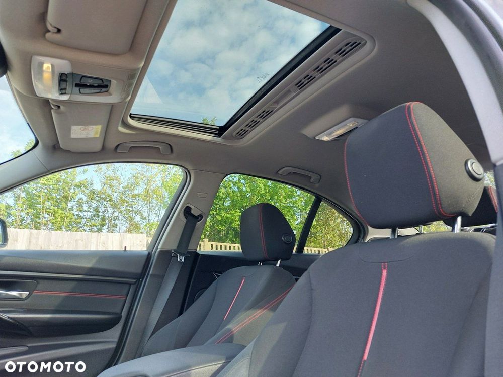 BMW Seria 3 - 23