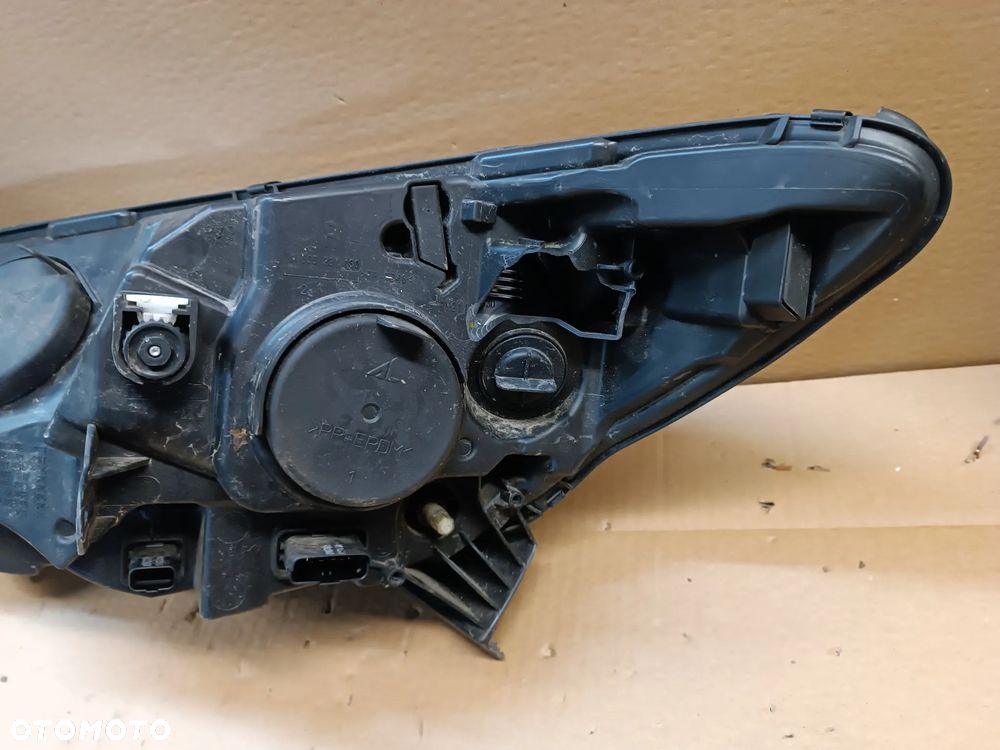 LAMPA PRZÓD PRZEDNIA PRAWA RENAULT CAPTUR 1 - 6