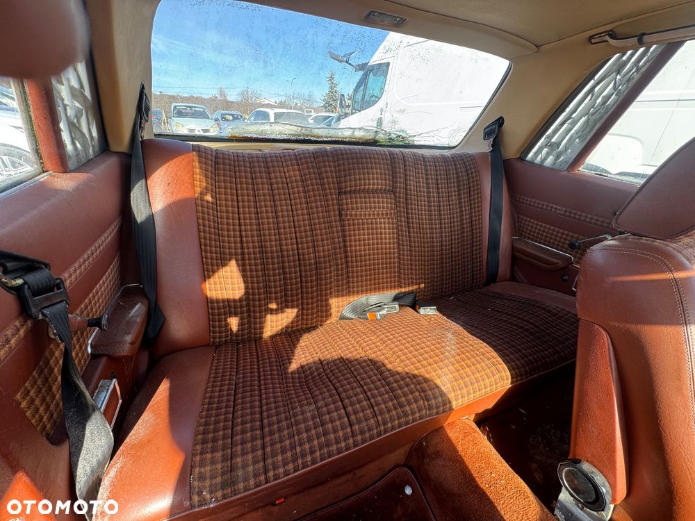 Mercedes-Benz SLC - 23