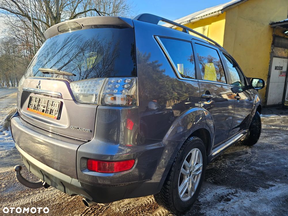 Mitsubishi Outlander 2.0 2WD Invite - 3