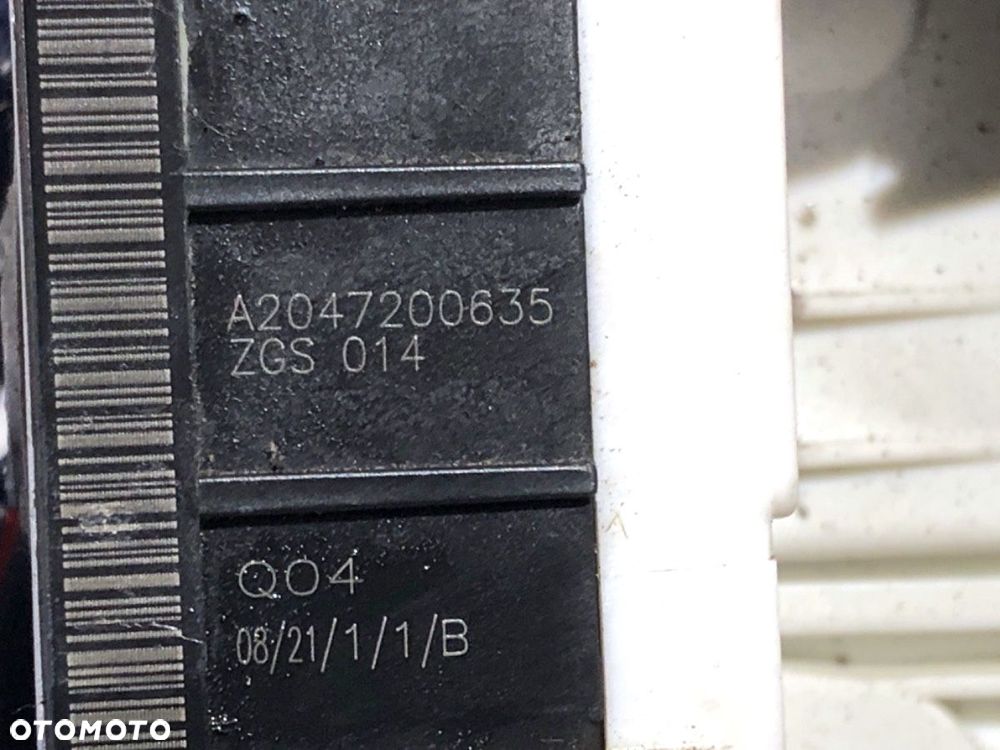 ZAMEK DRZWI PRAWY PRZÓD  MERCEDES-BENZ KLASA C T-Model (S204) 2007 - 2014 C 220 CDI (204.208) 125 - 4