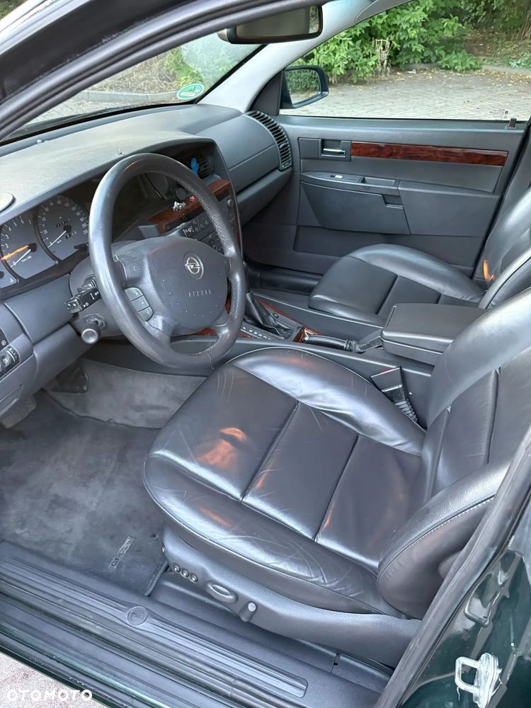 Opel Omega 2.2 Elegance - 14