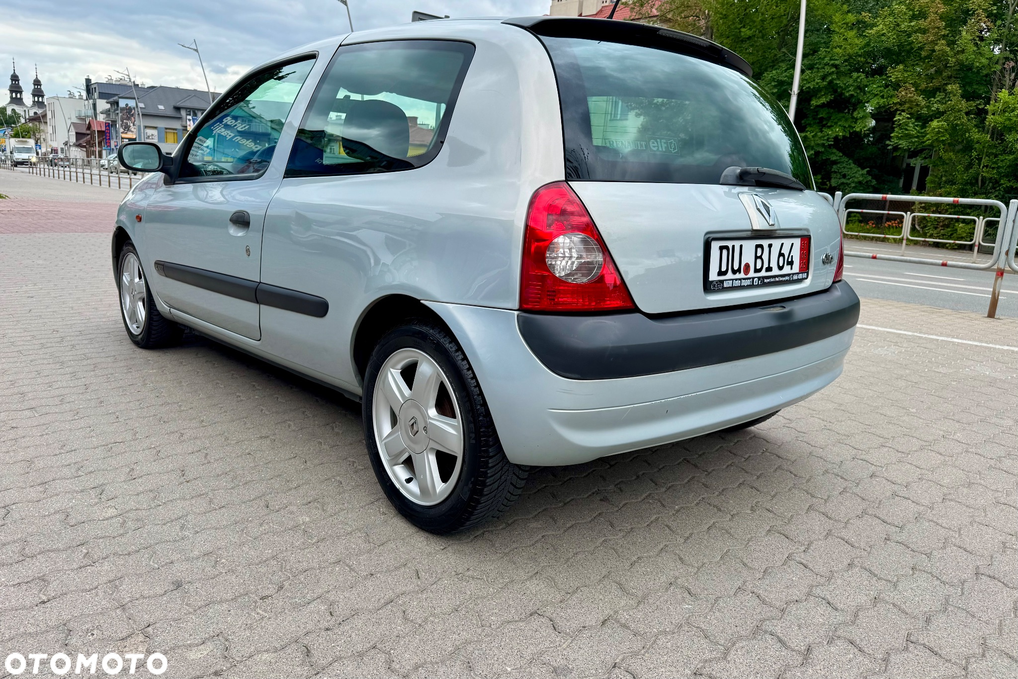 Renault Clio 1.4 16V Privilege - 4
