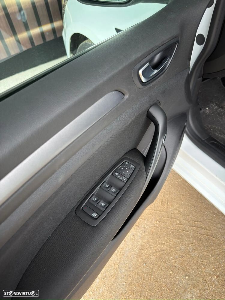 Renault Mégane E-Tech - 20