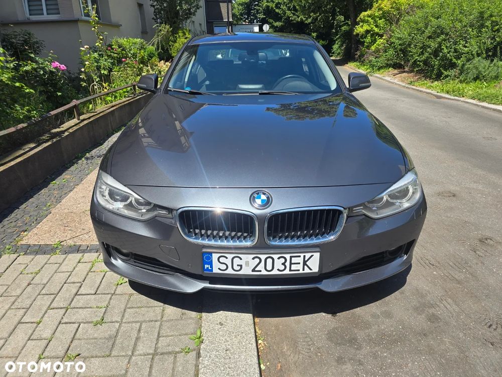 BMW Seria 3 318d DPF - 2