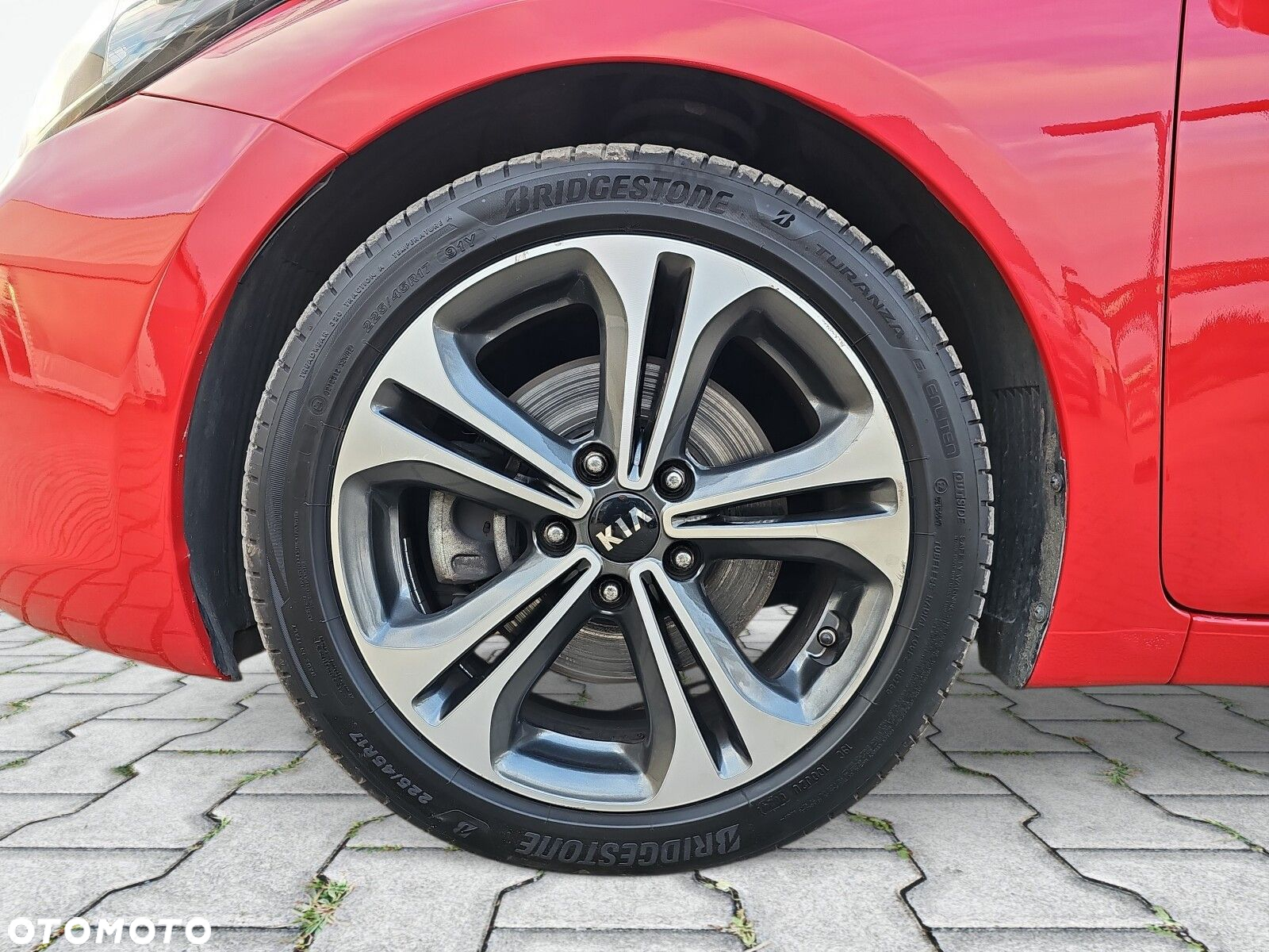 Kia Ceed - 10