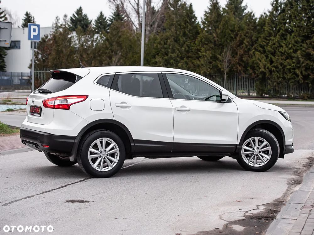 Nissan Qashqai - 14