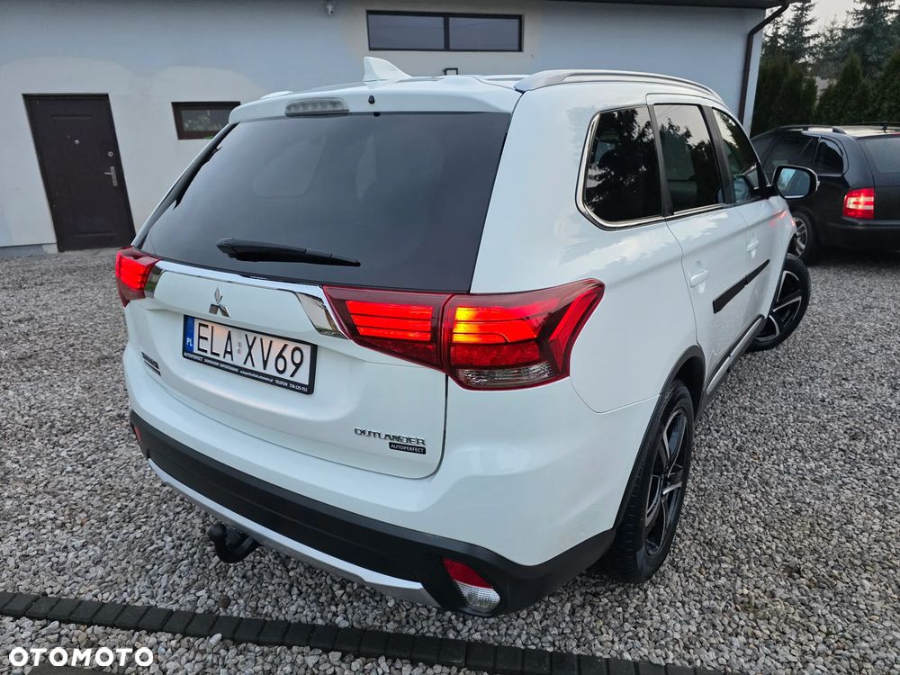 Mitsubishi Outlander 2.0 2WD Diamant Edition - 5