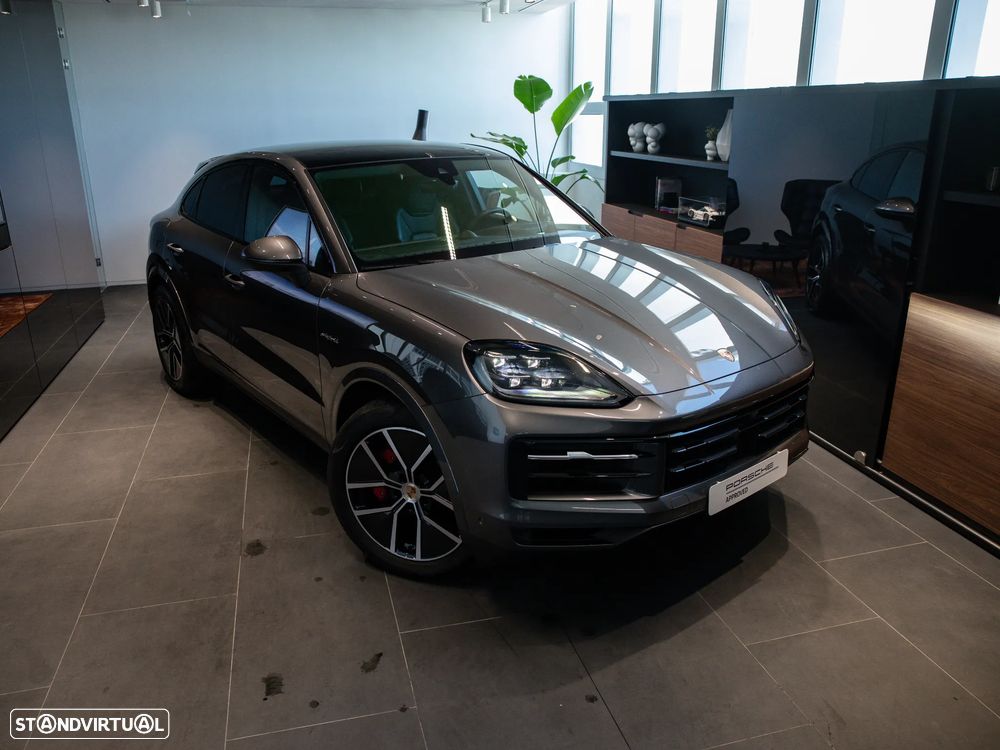 Porsche Cayenne S E-Hybrid — fotografia 7