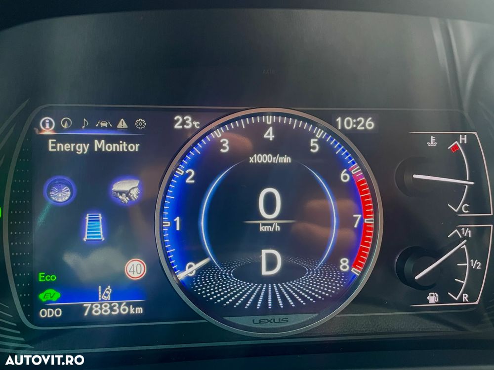 Lexus UX - 20