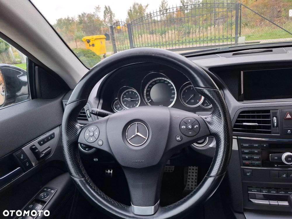 Mercedes-Benz Klasa E - 18