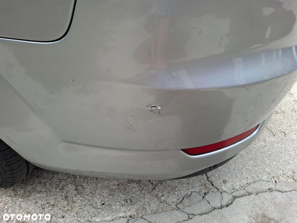 Ford Mondeo 1.8 TDCi Trend - 11