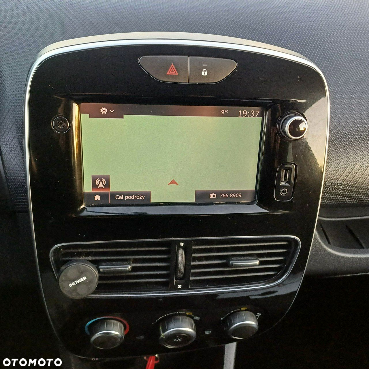 Renault Clio - 12