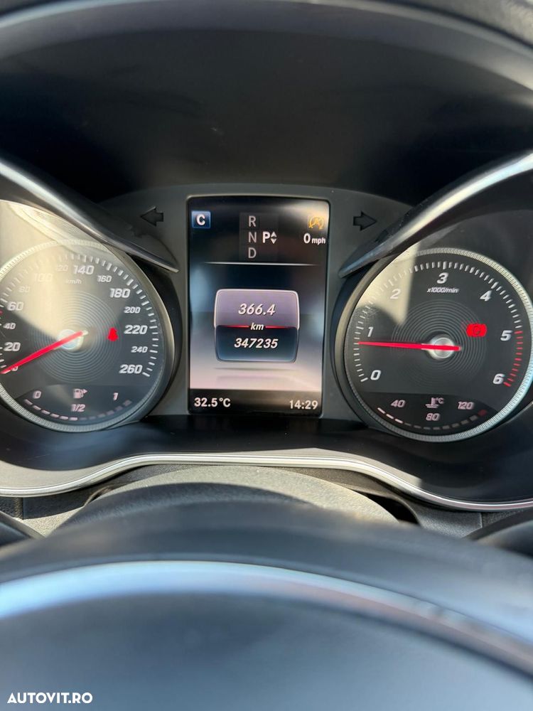 Mercedes-Benz C - 7
