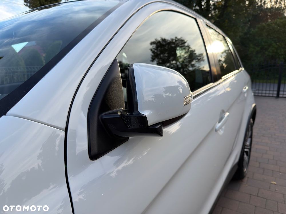 Mitsubishi ASX 1.6 Intense Plus Navi Blue Edition - 29