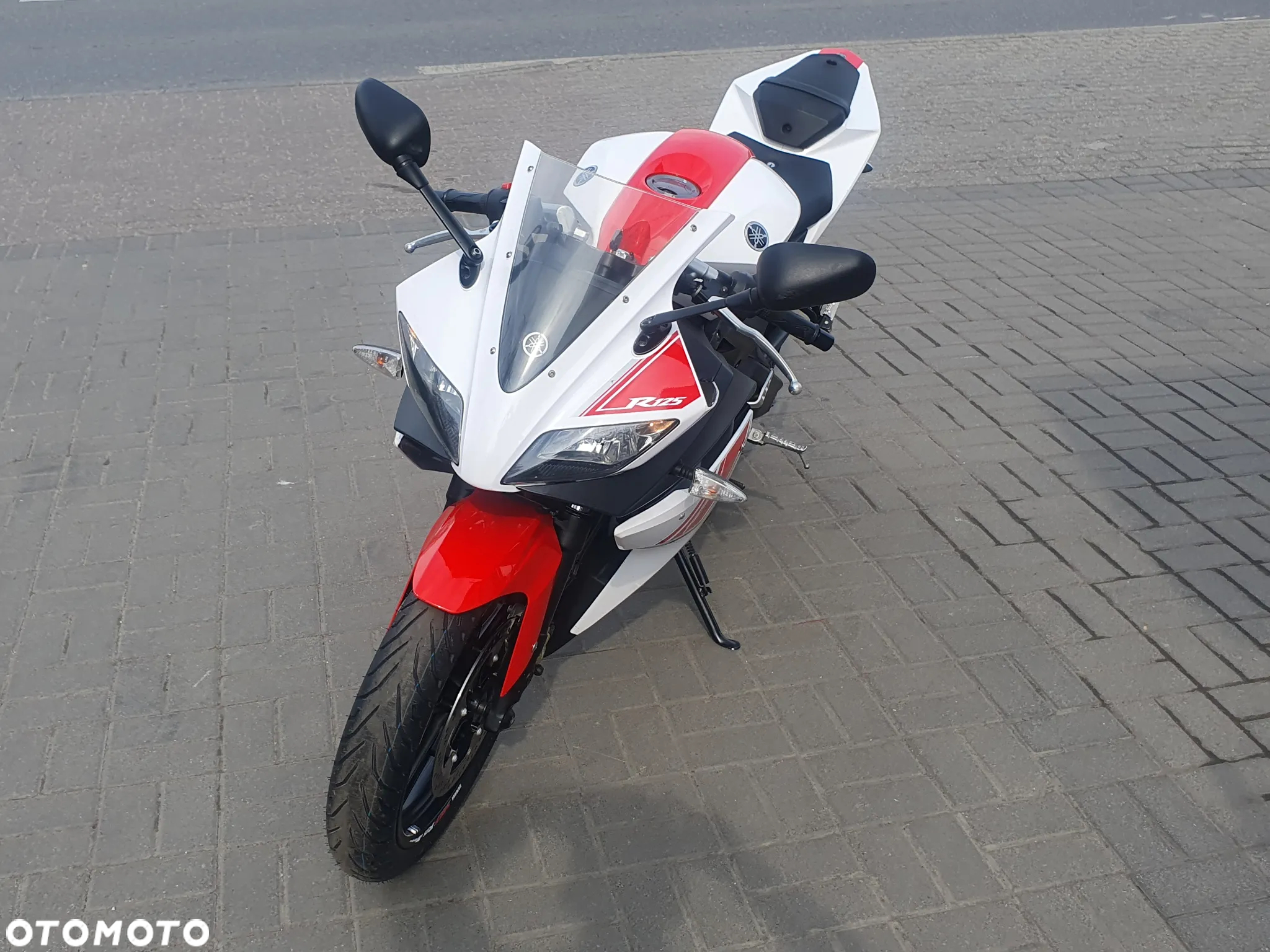 Yamaha YZF - 7