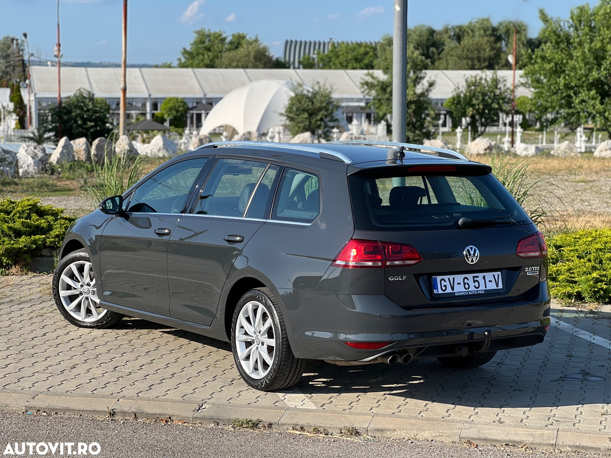Volkswagen Golf 2.0 TDI (BlueMotion Technology) Highline - 3