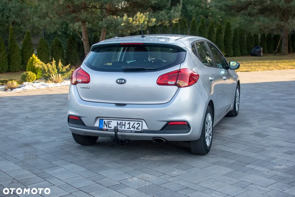Kia Ceed - 4