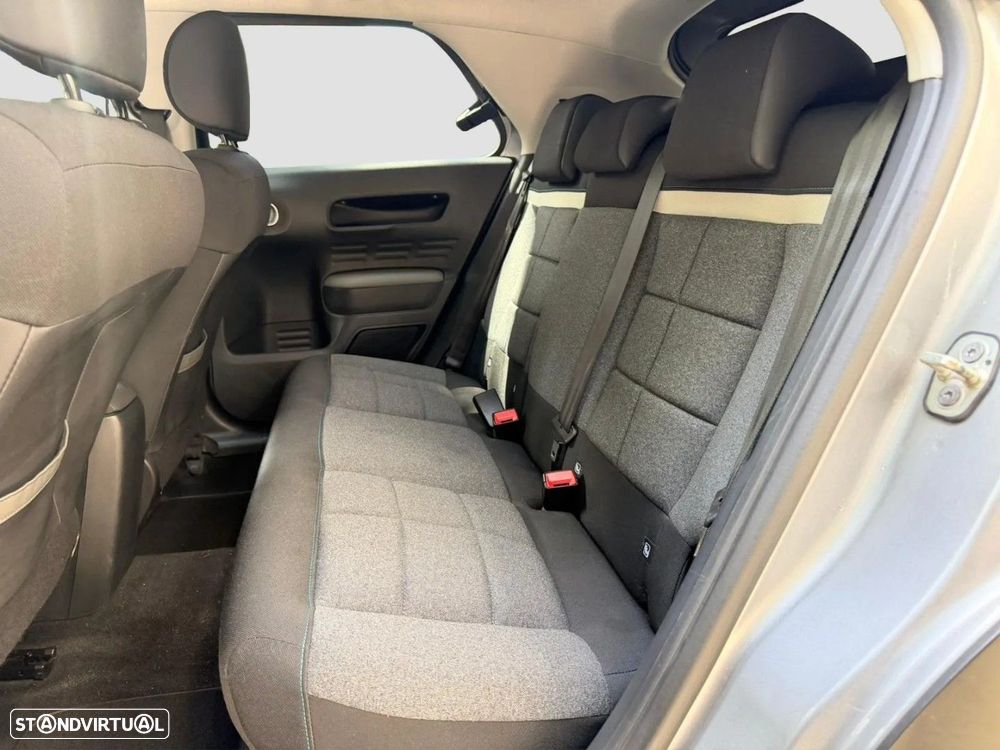 Citroën C4 Cactus 1.2 PureTech Shine EAT6 - 11