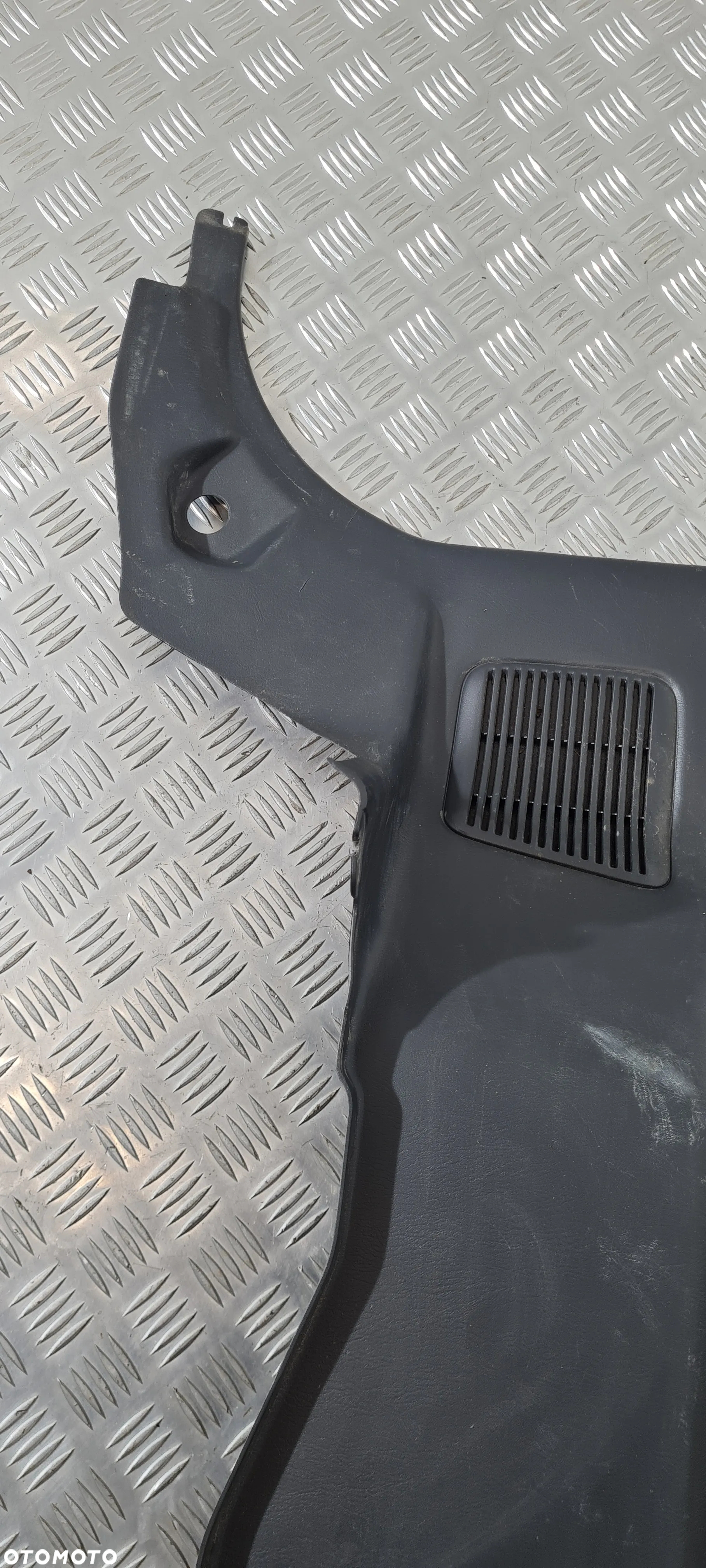 Suzuki Jimny Tapicerka Boczek Bagażnika - 18