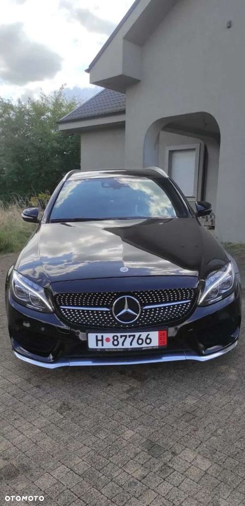 Mercedes-Benz Klasa C 220 d 4Matic 7G-TRONIC AMG Line - 29