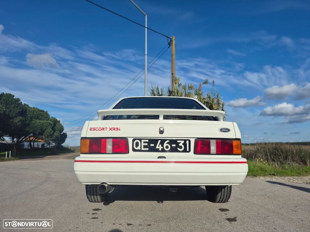 Ford Escort XR3i - 9