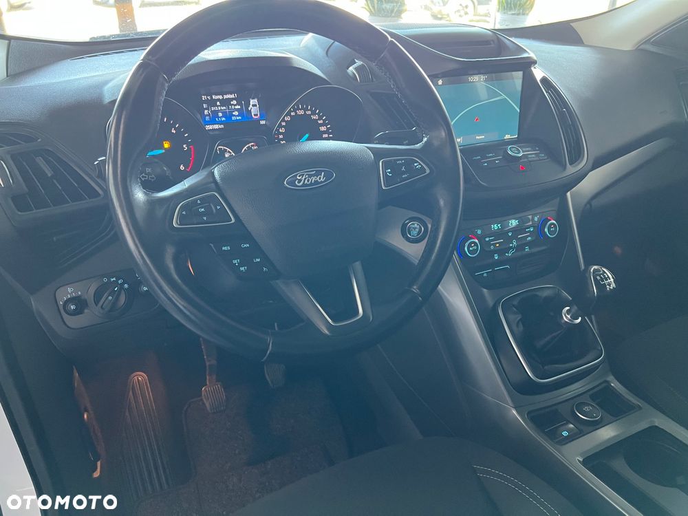 Ford Kuga - 14