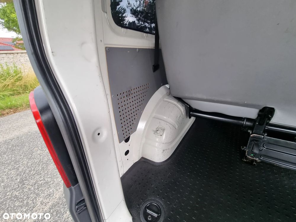 Volkswagen Transporter - 6