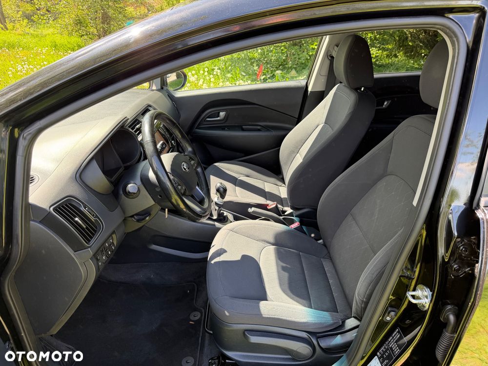 Kia Rio 1.4 ISG Dream Team Edition - 13