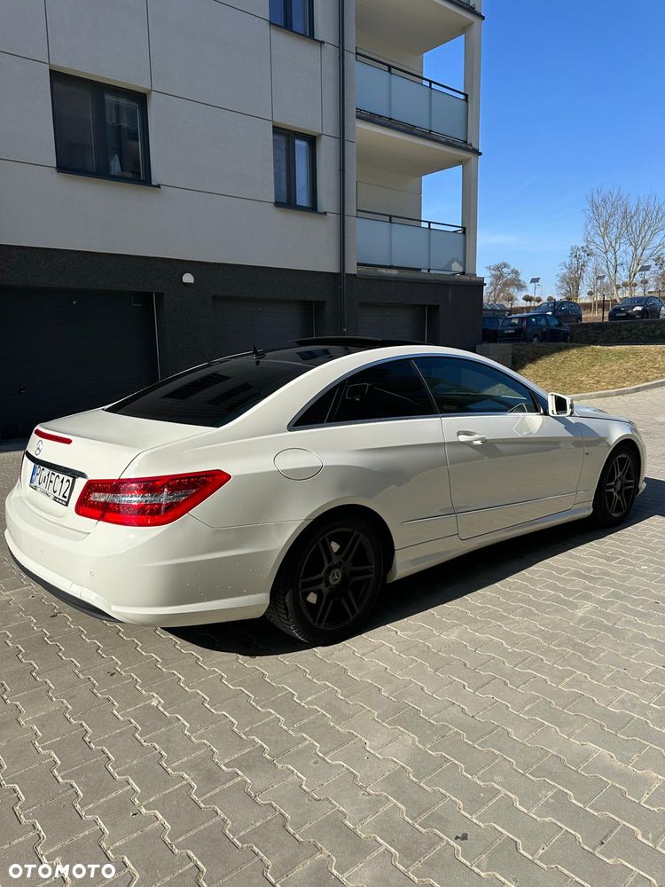 Mercedes-Benz Klasa E - 6