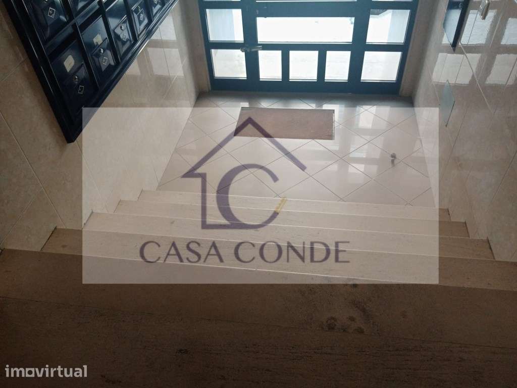 Apartamento T2 Totalmente Remodelado em Corroios - Grande imagem: 5/15
