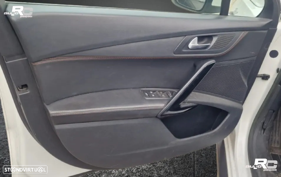 Peugeot 508 SW 2.0 HDi RXH Hybrid4 para peças - 12