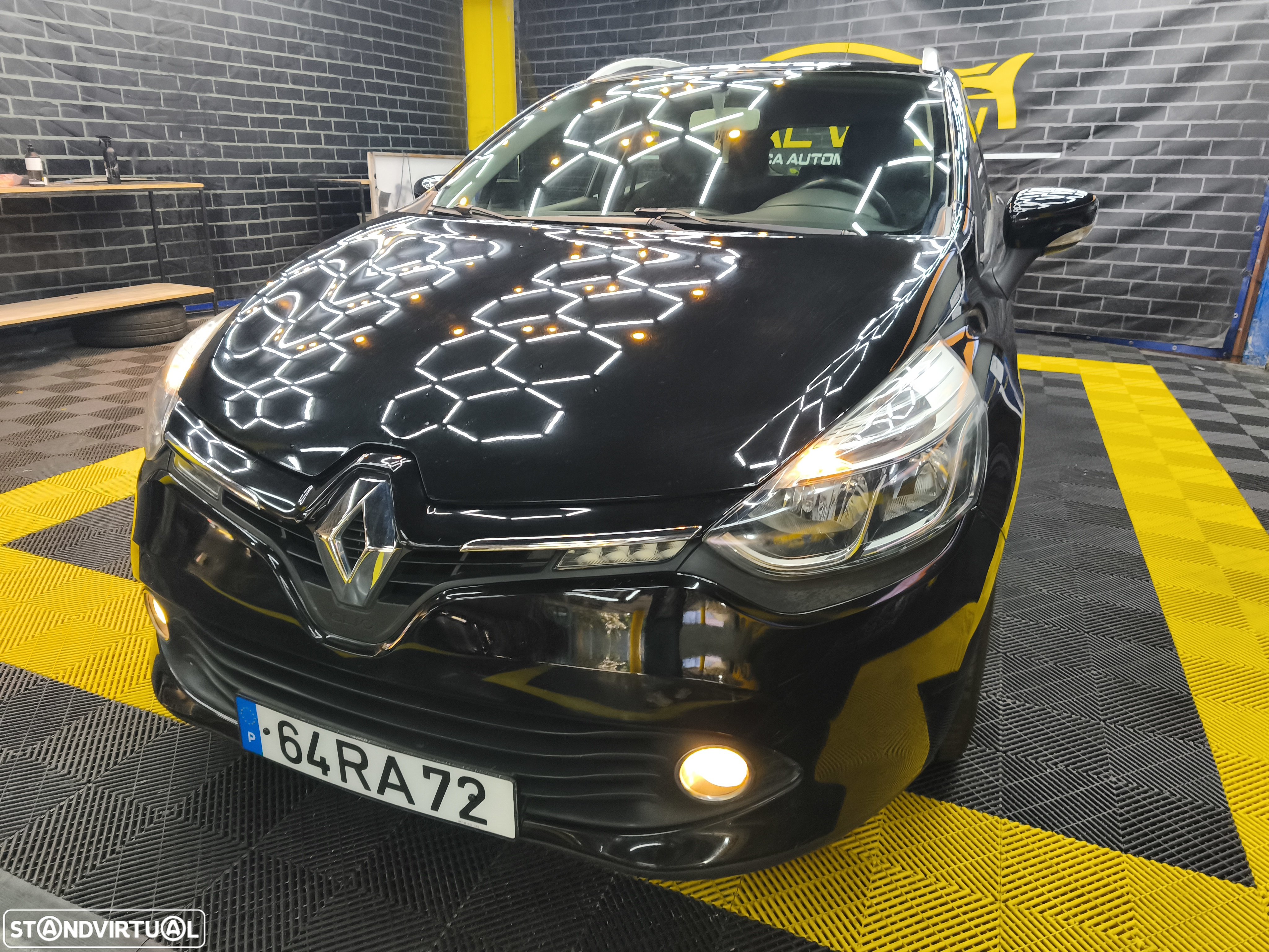 Renault Clio Sport Tourer 1.5 dCi Dynamique S - 3