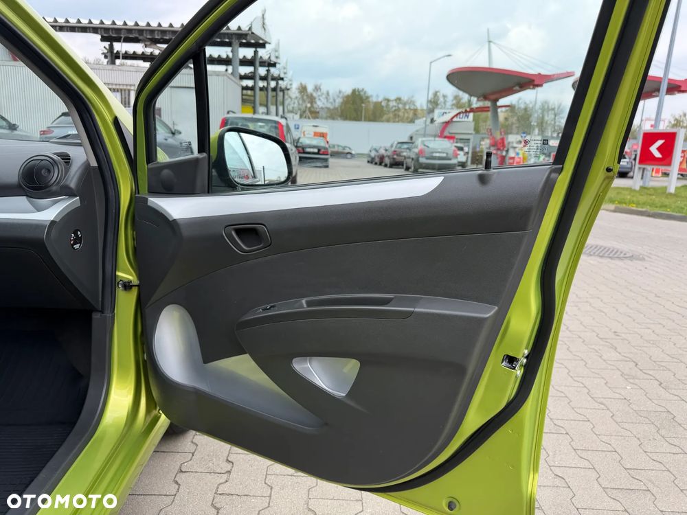 Chevrolet Spark 1.2 LT - 19