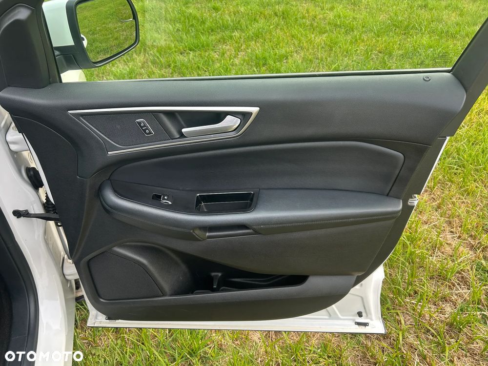 Ford Edge - 34