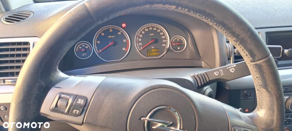 Opel Vectra - 3
