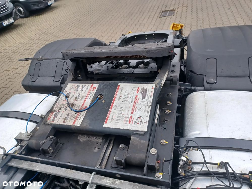 DAF XG 480 cab LD regulowane siodło (31928) - 9