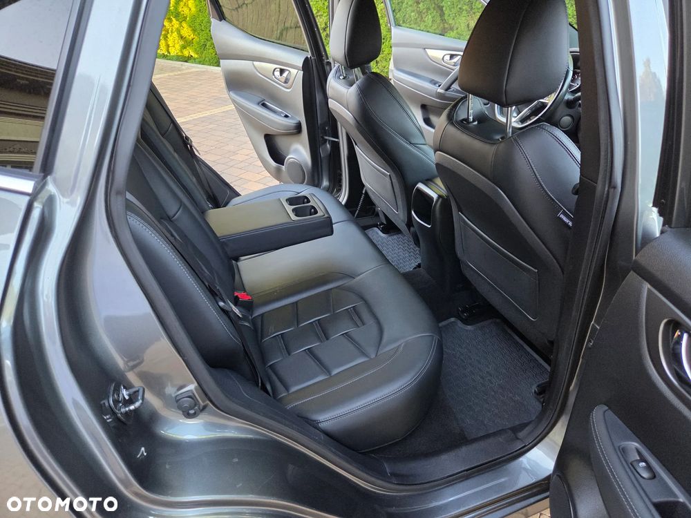 Nissan Qashqai 1.6 DCi Tekna Xtronic - 23