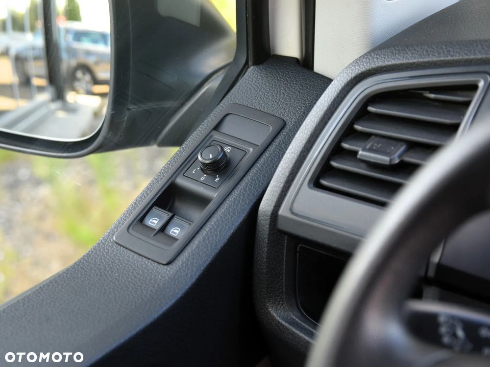 Volkswagen Transporter Lang EU5 - 20