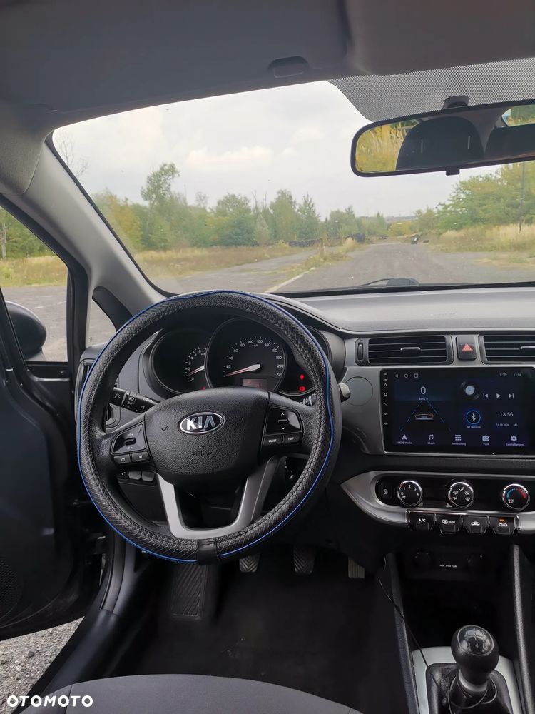 Kia Rio - 6