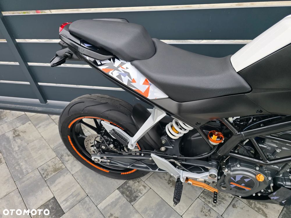KTM Duke - 22