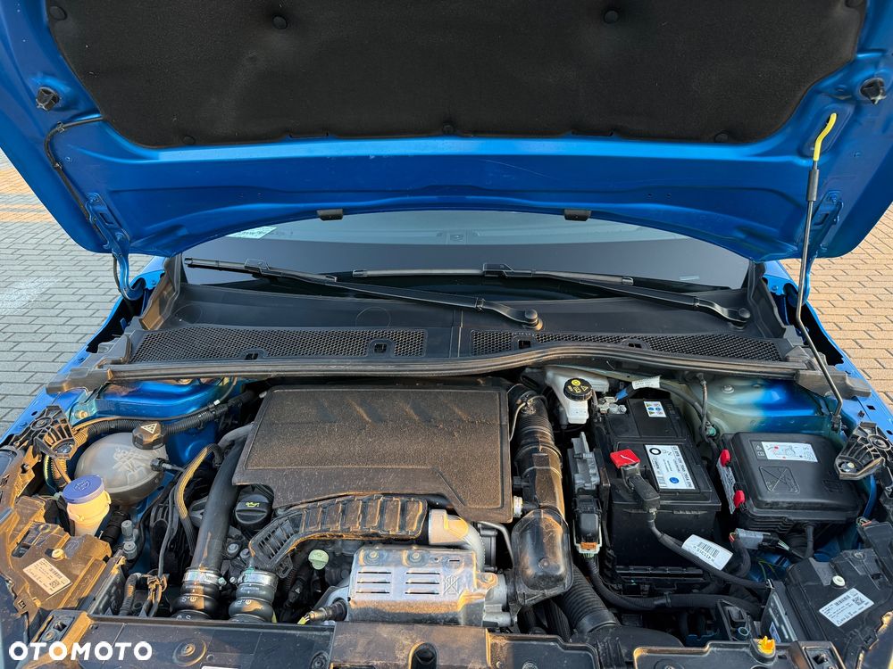 Peugeot 208 1.2 PureTech GT S&S - 19
