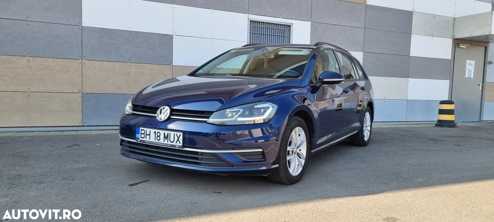 Volkswagen Golf 2.0 TDI SCR DSG Comfortline - 14