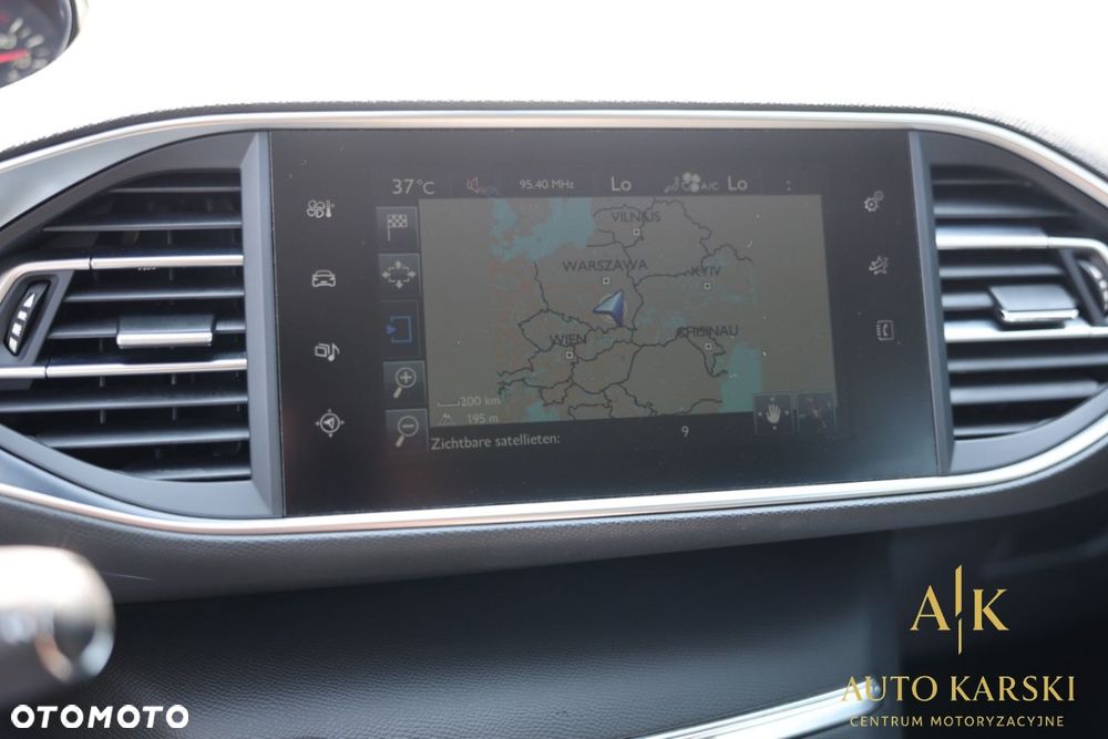 Peugeot 308 - 23