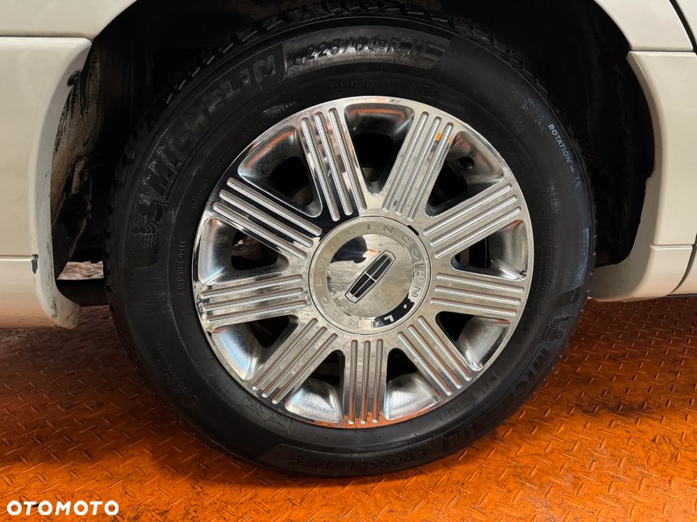 Lincoln Town Car 4.6 Signature - 13