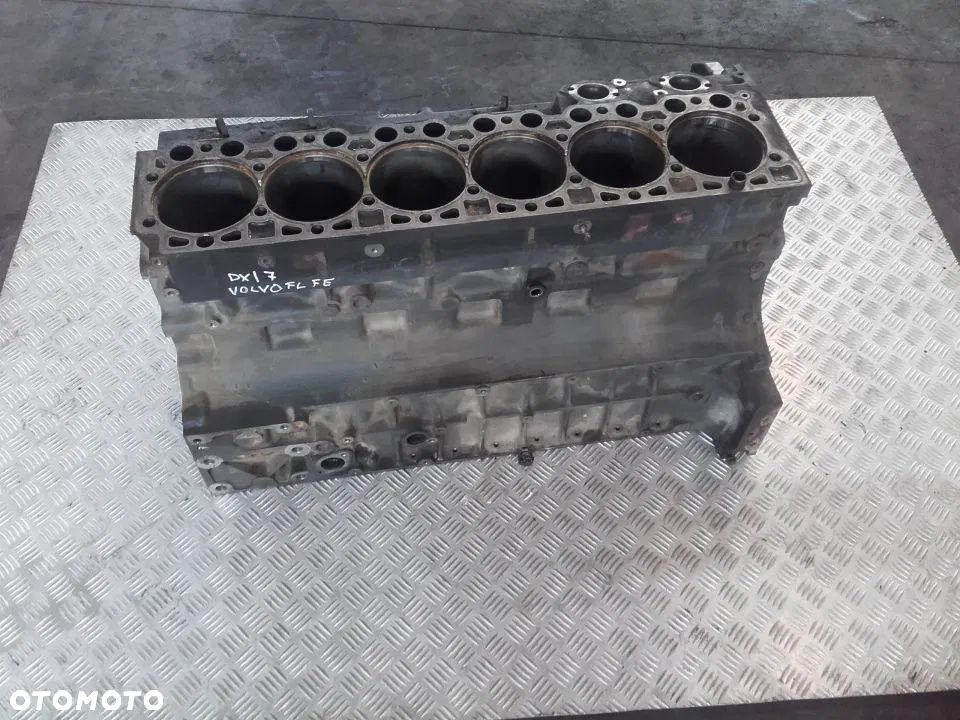 BLOK SILNIKA MIDLUM PREMium dxi7 volvo fl,fe d7e - 2