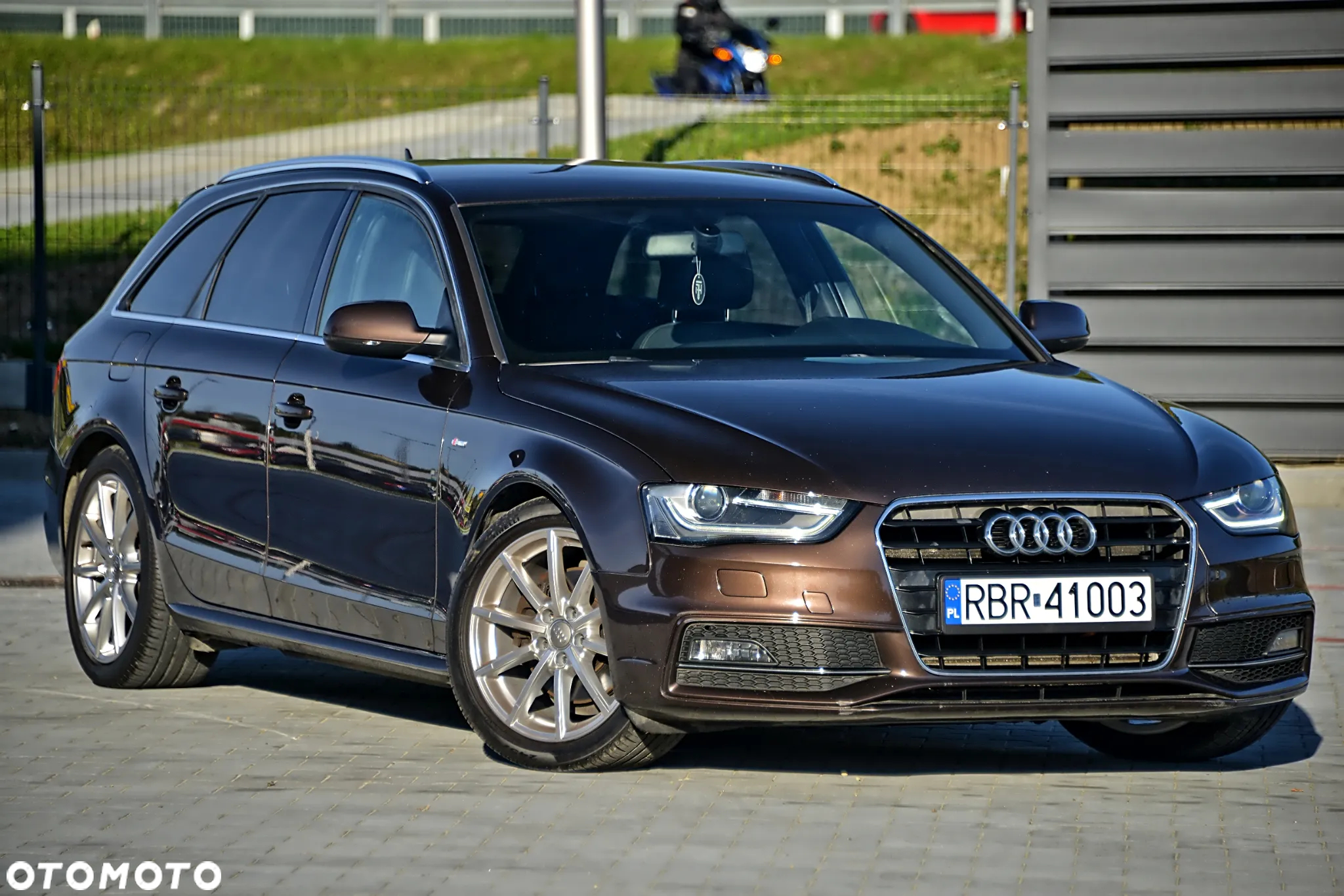 Audi A4 - 12