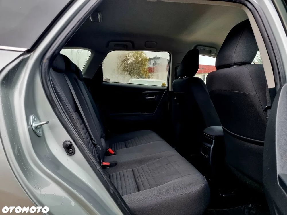 Toyota Auris Hybrid 135 Comfort - 11